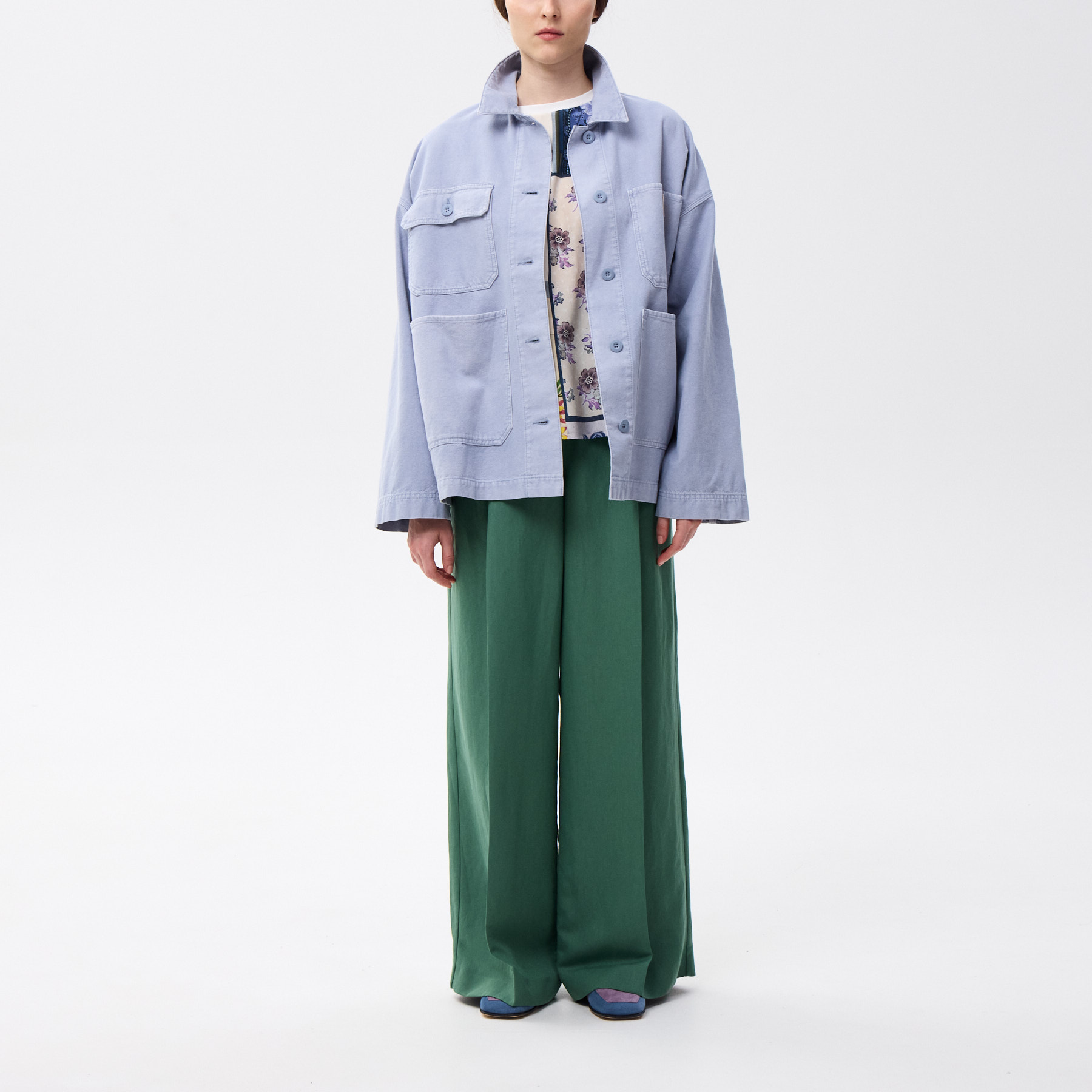 Комплект Max Mara Weekend голубая куртка и зеленые брюки